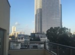 נוף ממרפסת של משרדים להשכרה בשכונת מונטיפיורי תל אביב עם מרפסת