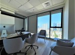 150 מ״ר משרדים להשכרה במגדל אלון האייקוני עם נוף לים, חדר 2