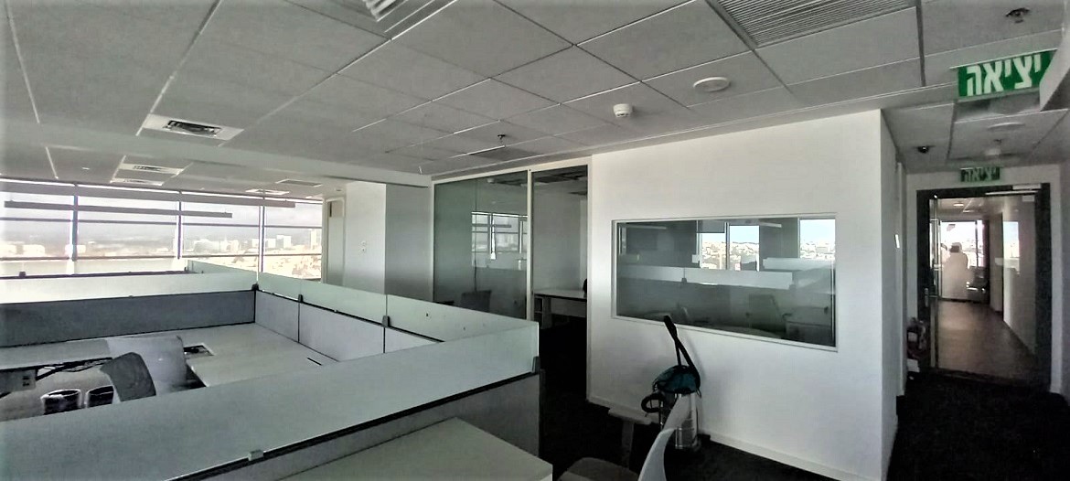 1,200 מ"ר במגדל מפואר בבני ברק, קומה עצמאית, מושקעים ומטופחים, אופן ספייס 3