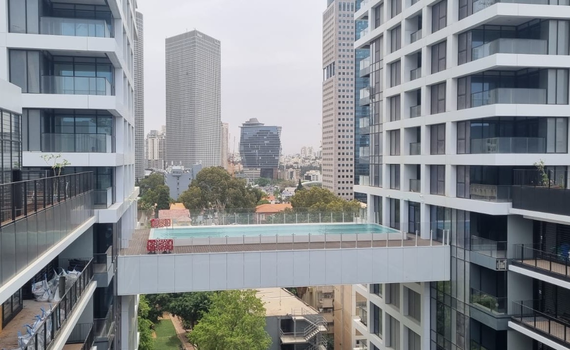 פרוייקט דה וינצ'י ייחודי הממוקם בלב מרכז העסקים התוסס של תל אביב, קרוב לרכבת עזריאלי ובית המשפט
