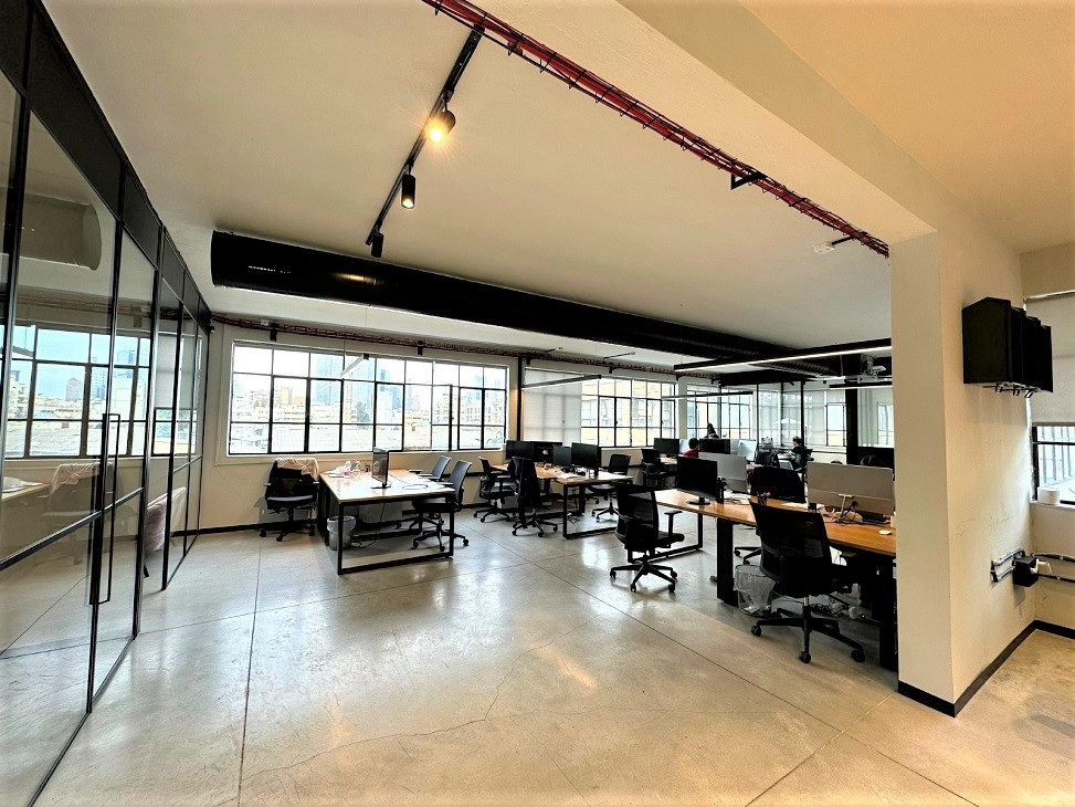 400 מ"ר משרדים להשכרה בבניין מטופח בשכ' מונטיפיורי בת"א, מושקעים ומעצובים, אופן ספייס 2