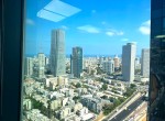 205 מ"ר משרדים להשכרה במגדל מפואר על ציר יגאל אלון בת"א, רמת גימור גבוהה, נוף לים
