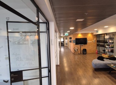 506 מ"ר במגדל מרכזי בצפון ת"א, ק' גבוהה, נוף לים