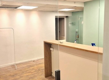 100 מ"ר משרדים להשכרה באזור שרונה המבוקש בת"א, כניסה