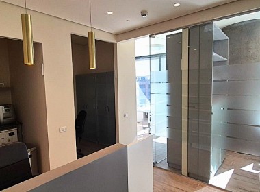 100 מ"ר משרדים להשכרה במגדל בבורסה בר"ג, מרוהטים, קרובים לרכבות